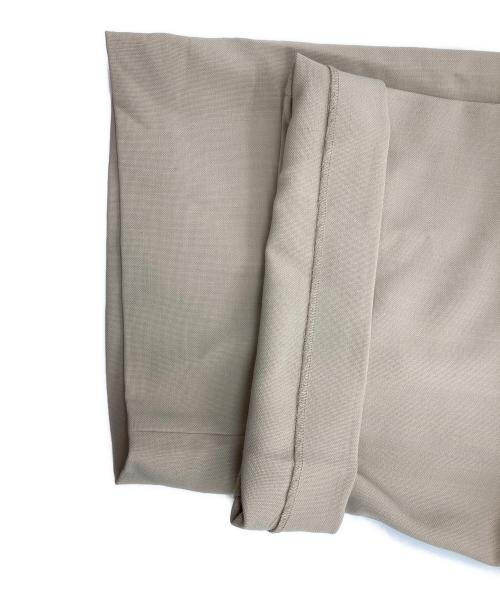 IENA（イエナ）IENA (イエナ) Vネックオールインワン ベージュ サイズ:36 未使用品の古着・服飾アイテム