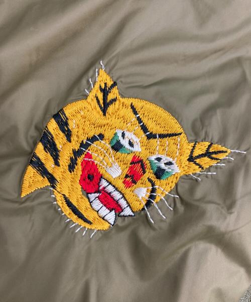 TAION（タイオン）TAION (タイオン) BEAMS (ビームス) ダウンジャケット カーキ サイズ:Mの古着・服飾アイテム