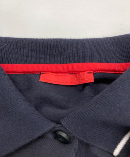 PRADA（プラダ）PRADA (プラダ) ポロシャツ ネイビー サイズ:Ｍの古着・服飾アイテム