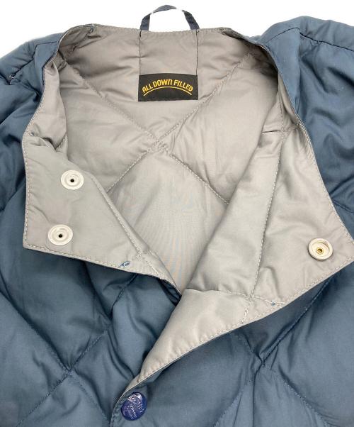 comfy（コンフィー）comfy (コンフィー) ノーカラーダウンジャケット ネイビー サイズ:Lの古着・服飾アイテム