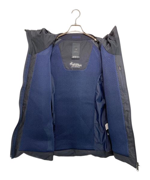 DESCENTE ALLTERRAIN（デザイント オルテライン）DESCENTE ALLTERRAIN (デザイント オルテライン) マウンテニア ハーフ ダウン コート ネイビー サイズ:Mの古着・服飾アイテム