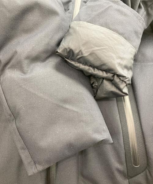 DESCENTE ALLTERRAIN（デザイント オルテライン）DESCENTE ALLTERRAIN (デザイント オルテライン) マウンテニア ハーフ ダウン コート ネイビー サイズ:Mの古着・服飾アイテム