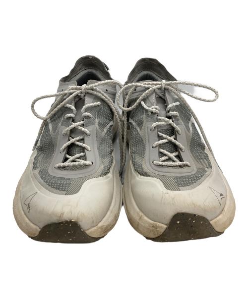 ROA（ロア）ROA (ロア) SELLAローカットスニーカー グレー(TAUPE) サイズ:41の古着・服飾アイテム