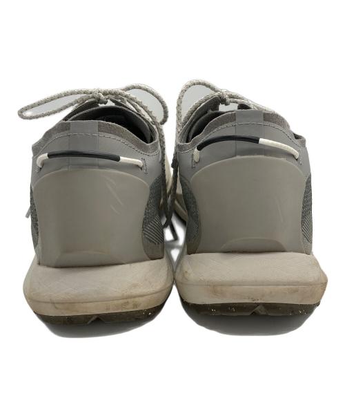 ROA（ロア）ROA (ロア) SELLAローカットスニーカー グレー(TAUPE) サイズ:41の古着・服飾アイテム