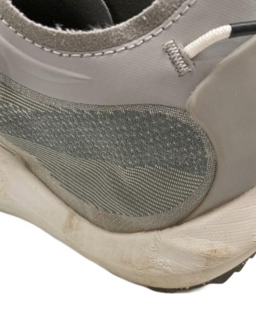 ROA（ロア）ROA (ロア) SELLAローカットスニーカー グレー(TAUPE) サイズ:41の古着・服飾アイテム