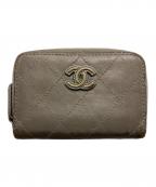 CHANELシャネル）の古着「マトラッセ ラムスキン カード・コインケース」｜ベージュ