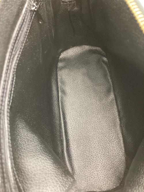 CELINE（セリーヌ）CELINE (セリーヌ) マカダムPVCレザーショルダーバッグ ブラックの古着・服飾アイテム