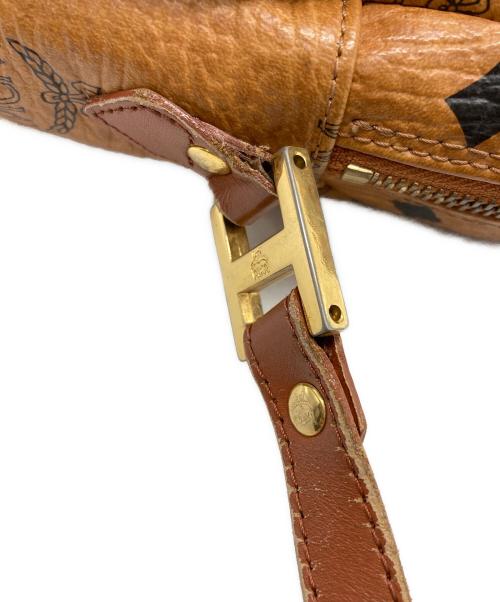 MCM（エムシーエム）MCM (エムシーエム) ショルダーバッグ ベージュの古着・服飾アイテム