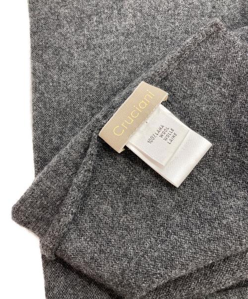 Cruciani（クルチアーニ）Cruciani (クルチアーニ) ニットストール グレーの古着・服飾アイテム