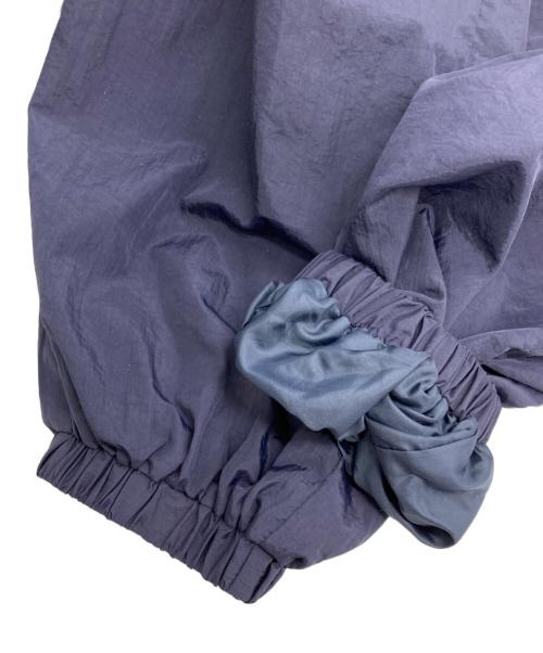 anuke（アンヌーク）anuke (アンヌーク) Nylon Volume Pants ネイビー サイズ:38の古着・服飾アイテム