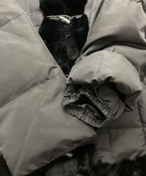 Max Mara WEEK END LINE（マックスマーラ ウイークエンドライン）MAX MARA WEEK END LINE (マックスマーラ ウイークエンドライン) ファーコンビダウンジャケット ブラック サイズ:36の古着・服飾アイテム