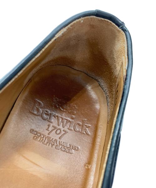 berwick（バーウィック）berwick (バーウィック) タッセルローファー ブラック サイズ:6の古着・服飾アイテム