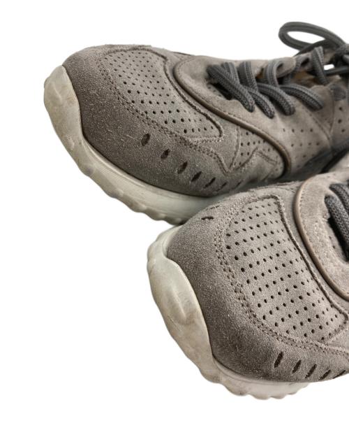 TOD'S（トッズ）TOD'S (トッズ) ローカットスニーカー グレー サイズ:36の古着・服飾アイテム