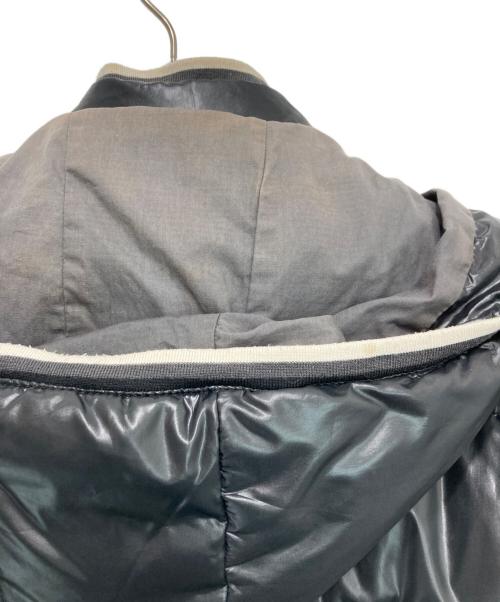 GALLIANO（ガリアーノ）GALLIANO (ガリアーノ) バックロゴダウンコート ブラック サイズ:34/48の古着・服飾アイテム