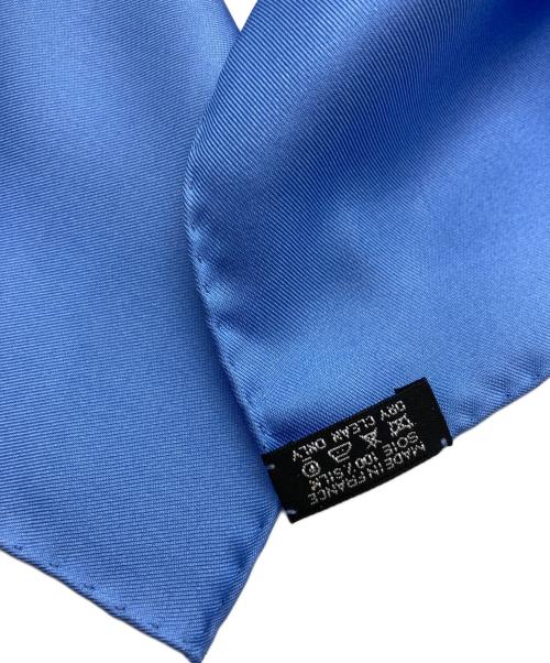 HERMES（エルメス）HERMES (エルメス) カレ90「LE MORS A LA CONETABLE（轡の気品）」 スカイブルーの古着・服飾アイテム