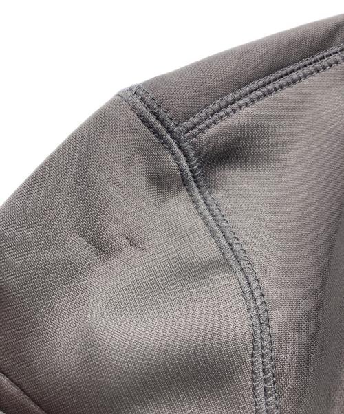 ISSEY MIYAKE（イッセイミヤケ）ISSEY MIYAKE (イッセイミヤケ) [OLD] 00AW 3D CARGO BONDED JACKET カーキ サイズ:3の古着・服飾アイテム