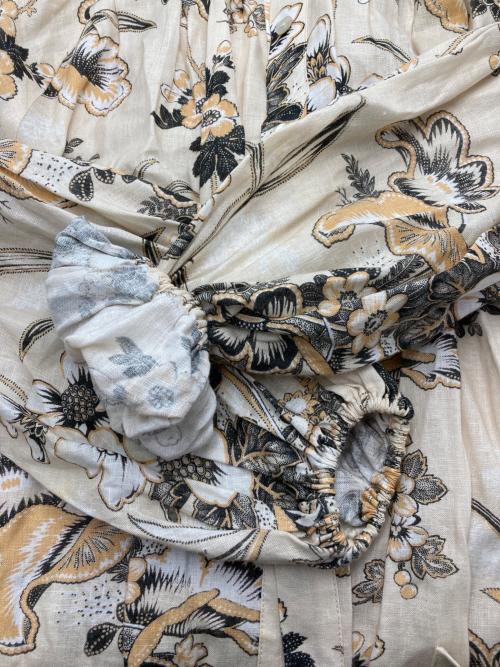 ALEMAIS（アレメ）ALEMAIS (アレメ) 総柄長袖ワンピース ホワイト サイズ:6の古着・服飾アイテム