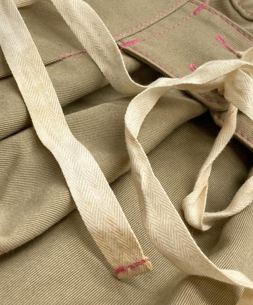 COMME des GARCONS HOMME PLUS（コムデギャルソンオムプリュス）COMME des GARCONS HOMME PLUS (コムデギャルソンオムプリュス) チノパン  ベージュ サイズ:Mの古着・服飾アイテム