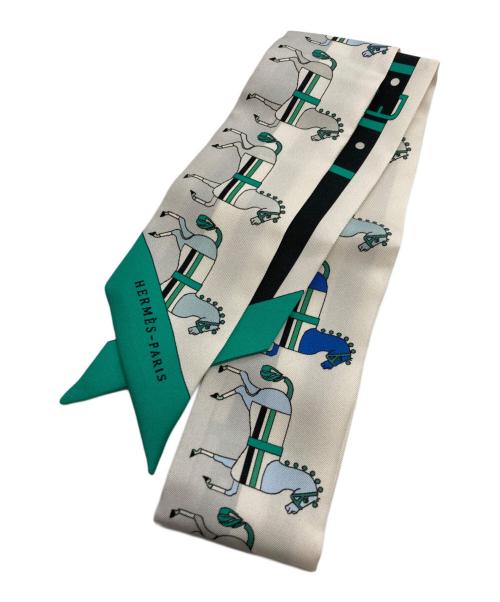 HERMES（エルメス）HERMES (エルメス) ツイリースカーフ「ロカバール」 ホワイト×グリーンの古着・服飾アイテム