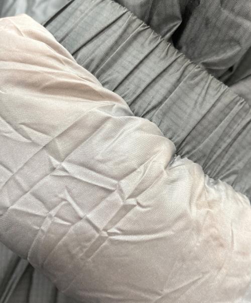 mont-bell（モンベル）mont-bell (モンベル) パーマフロストダウンパーカ グレー サイズ:XLの古着・服飾アイテム