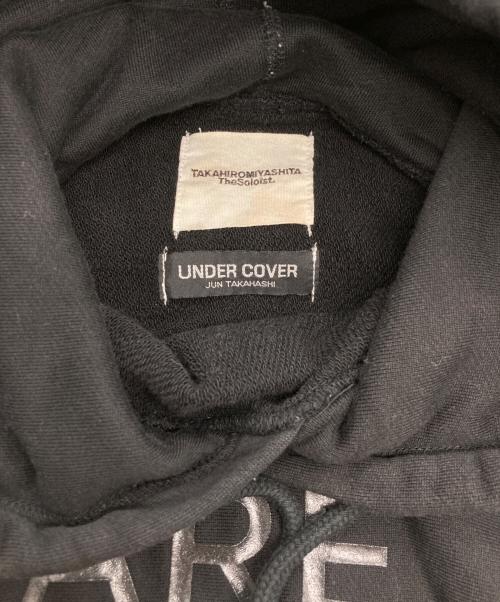 TAKAHIROMIYASHITA TheSoloIst.（タカヒロミヤシタ ザソロイスト）TAKAHIROMIYASHITA TheSoloIst. (タカヒロミヤシタ ザソロイスト) UNDERCOVER (アンダーカバー) コラボロゴパーカー ブラック サイズ:44の古着・服飾アイテム