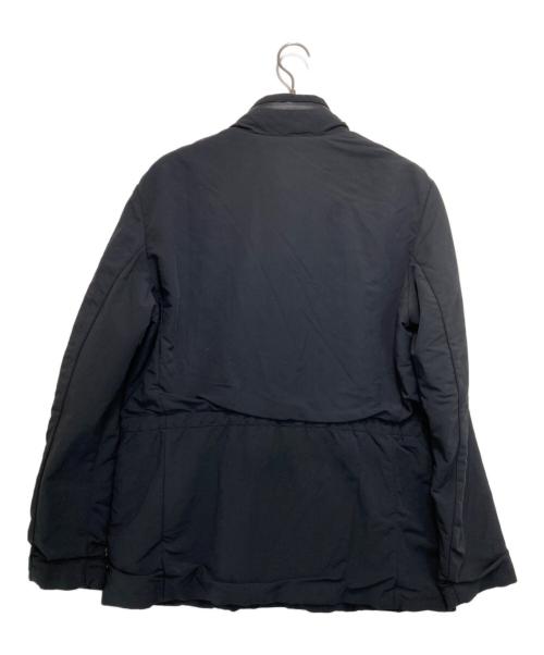 ARMANI COLLEZIONI（アルマーニ コレツィオーニ）ARMANI COLLEZIONI (アルマーニ コレツィオーニ) 止水ジップミリタリージャケット ブラック サイズ:48の古着・服飾アイテム