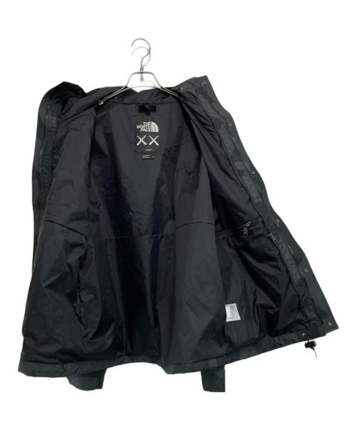 THE NORTH FACE（ザ ノース フェイス）THE NORTH FACE (ザ ノース フェイス) KAWS (カウズ) RETRO 1986 MOUNTAIN PARKA JACKET ブラック サイズ:Mの古着・服飾アイテム