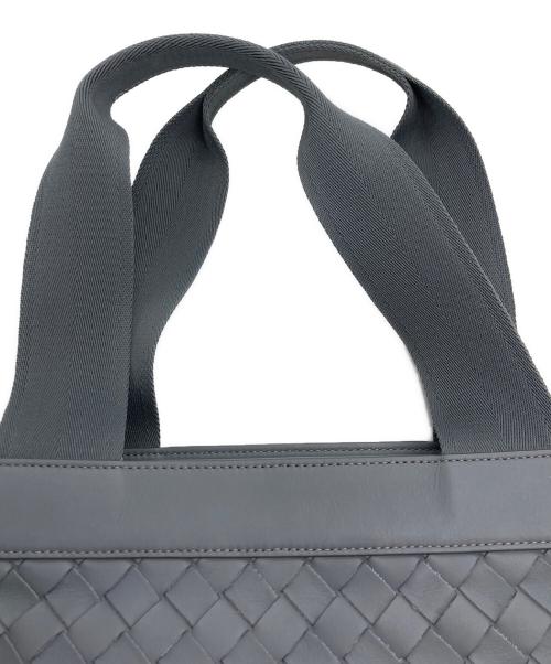 BOTTEGA VENETA（ボッテガベネタ）BOTTEGA VENETA (ボッテガベネタ) イントレチャートトートバッグ グレーの古着・服飾アイテム