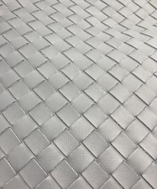 BOTTEGA VENETA（ボッテガベネタ）BOTTEGA VENETA (ボッテガベネタ) イントレチャートトートバッグ グレーの古着・服飾アイテム