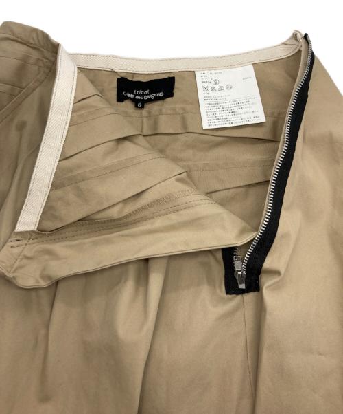 tricot COMME des GARCONS（トリココムデギャルソン）tricot COMME des GARCONS (トリココムデギャルソン) 斜めタックスカート ベージュ サイズ:Sの古着・服飾アイテム