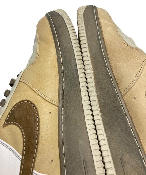 NIKE（ナイキ）NIKE (ナイキ) スニーカー ブラウン サイズ:31の古着・服飾アイテム