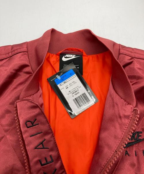 NIKE（ナイキ）NIKE (ナイキ) サテンキルティング ジャケット ブラウン サイズ:M 未使用品の古着・服飾アイテム