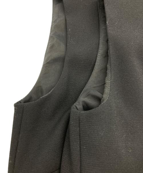 RED VALENTINO（レッドヴァレンティノ）RED VALENTINO (レッドヴァレンティノ) ノースリーブワンピース ブラック サイズ:38（160/80A）の古着・服飾アイテム