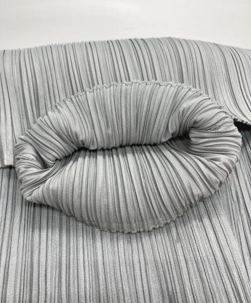 PLEATS PLEASE（プリーツプリーズ）PLEATS PLEASE (プリーツプリーズ) ノースリーブプリーツカットソー グレー サイズ:SIZE 3の古着・服飾アイテム