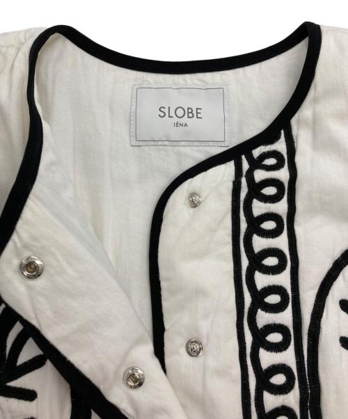 SLOBE IENA（スローブ イエナ）SLOBE IENA (スローブ イエナ) 刺しゅうキルティングブルゾン ホワイト×ブラック サイズ:-の古着・服飾アイテム