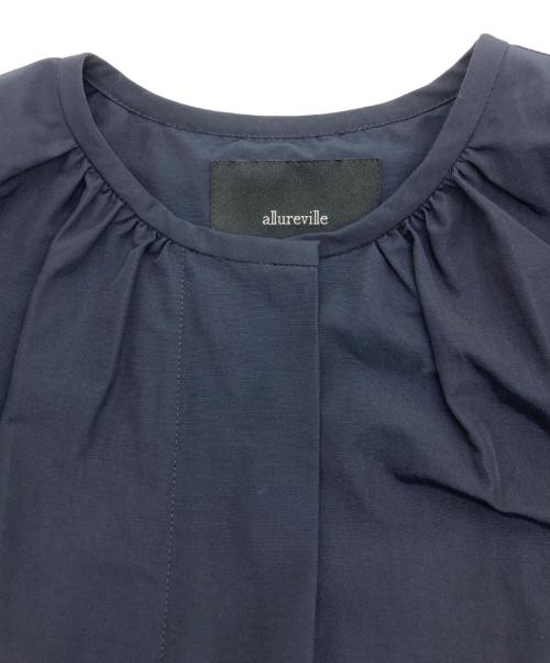allureville（アルアバイル）allureville (アルアバイル) 綿ナイロンクロスギャザーネックコート ネイビー サイズ:2の古着・服飾アイテム
