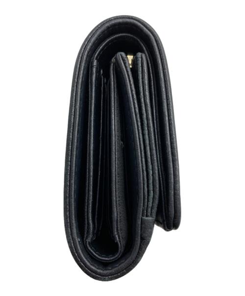 CHANEL（シャネル）CHANEL (シャネル) カメリア キャビアスキン3つ折り財布 ブラックの古着・服飾アイテム