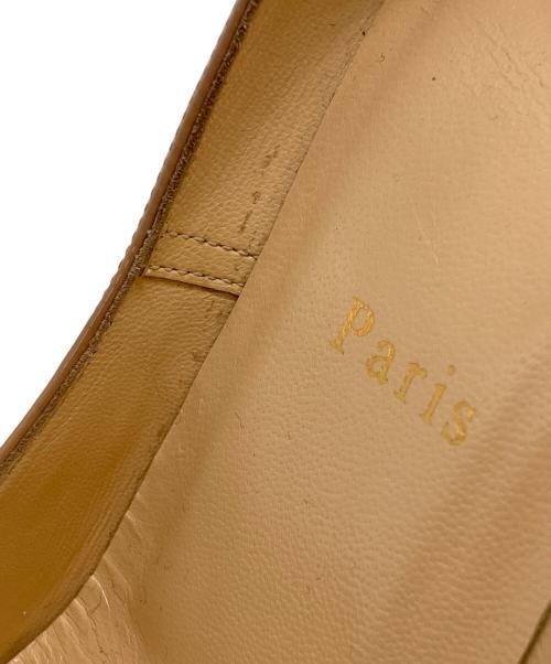 Christian Louboutin（クリスチャン・ルブタン）Christian Louboutin (クリスチャン・ルブタン) オープントゥーパンプス ベージュ サイズ:37の古着・服飾アイテム