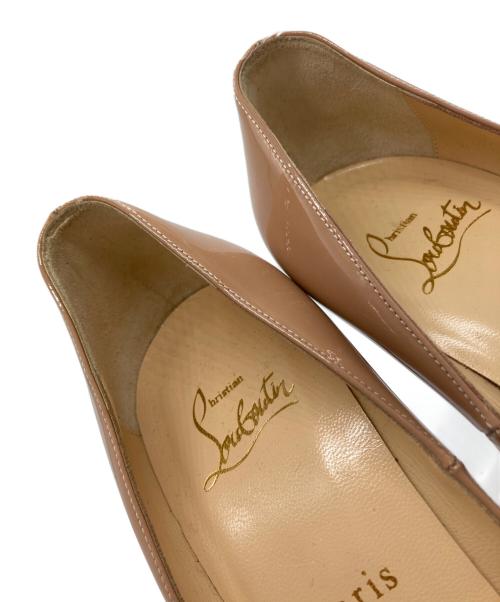 Christian Louboutin（クリスチャン・ルブタン）Christian Louboutin (クリスチャン・ルブタン) オープントゥーパンプス ベージュ サイズ:37の古着・服飾アイテム