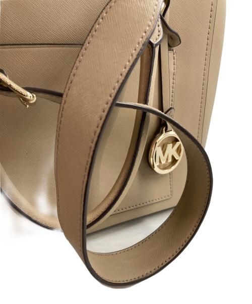 MICHAEL KORS（マイケル・コース）MICHAEL KORS (マイケル・コース) 2WAYバッグ ベージュの古着・服飾アイテム