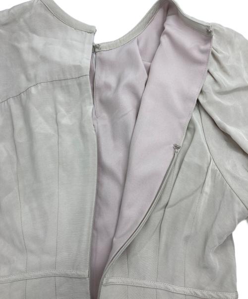 HER LIP TO（ハーリップトゥ）HER LIP TO (ハーリップトゥ) Fountain Lace Up Bow Dress ファウンテンレースアップドレス ベージュ サイズ:Mの古着・服飾アイテム