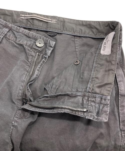 STONE ISLAND（ストーンアイランド）STONE ISLAND (ストーンアイランド) ガーメントダイエフェクト カーゴパンツ ブラック サイズ:33の古着・服飾アイテム
