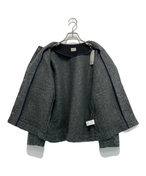 green label relaxing（グリーンレーベルリラクシング）green label relaxing (グリーンレーベルリラクシング) ライトボア メタルドット カーディガン グレー サイズ:F 未使用品の古着・服飾アイテム