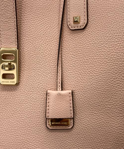 MICHAEL KORS（マイケルコース）MICHAEL KORS (マイケルコース) トートバッグ ピンクの古着・服飾アイテム