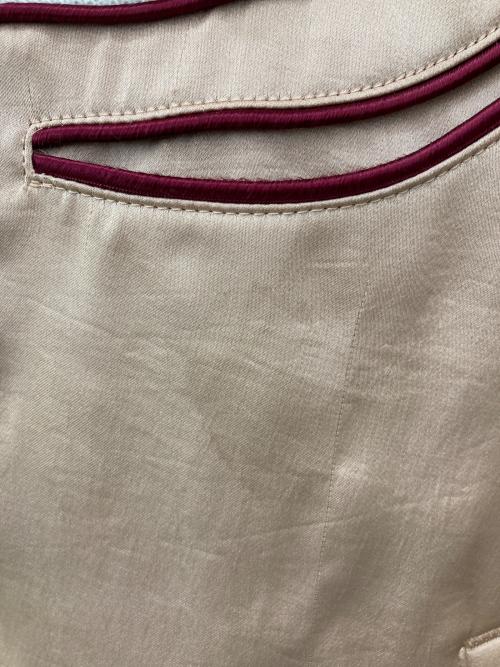 SueUNDERCOVER（スーアンダーカバー）SueUNDERCOVER (スーアンダーカバー) バタフライアップリケジップアップジャケット ベージュ サイズ:2の古着・服飾アイテム