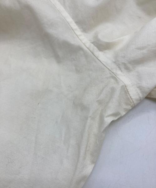 ISSEY MIYAKE（イッセイミヤケ）ISSEY MIYAKE (イッセイミヤケ) フェイクファーバンドカラーシャツ ベージュ サイズ:2の古着・服飾アイテム