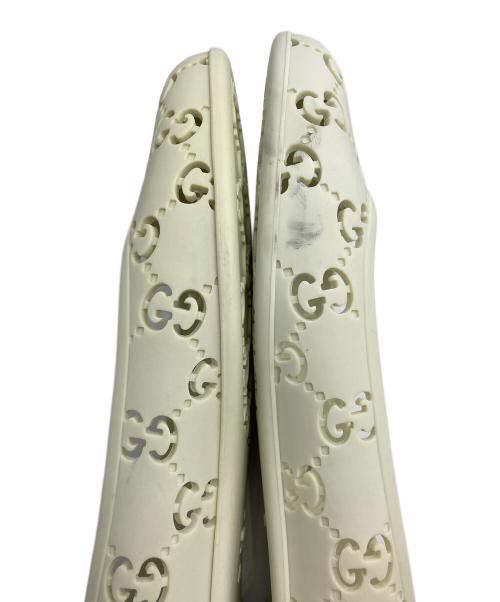 GUCCI（グッチ）GUCCI (グッチ) ラバーフラットシューズ ベージュ サイズ:40の古着・服飾アイテム