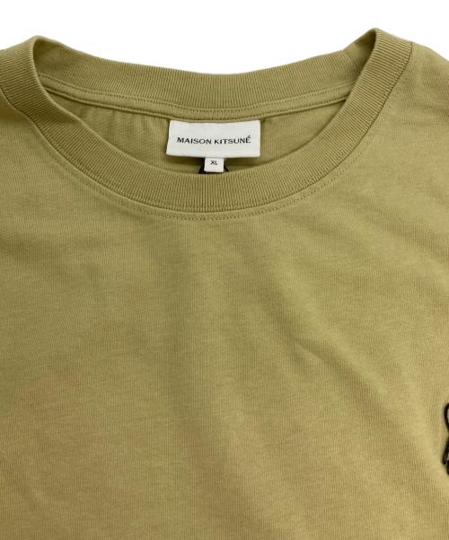 maison kitsune（メゾンキツネ）maison kitsune (メゾンキツネ) フォックスヘッド オーバーサイズTシャツ ベージュ サイズ:XL 未使用品の古着・服飾アイテム