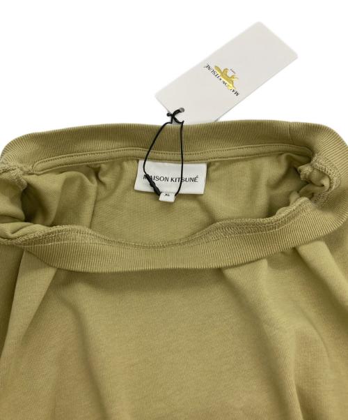 maison kitsune（メゾンキツネ）maison kitsune (メゾンキツネ) フォックスヘッド オーバーサイズTシャツ ベージュ サイズ:XL 未使用品の古着・服飾アイテム