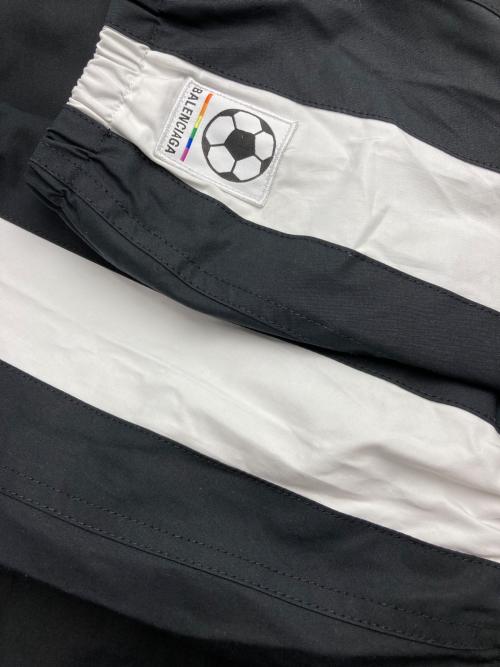 BALENCIAGA（バレンシアガ）BALENCIAGA (バレンシアガ) FOOTBALL NYLON WINDBREAKER ブラック サイズ:48の古着・服飾アイテム